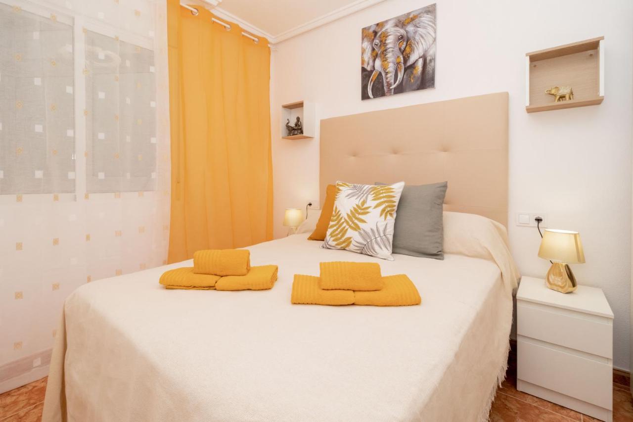 Marianna Apartment Torrevieja Luaran gambar
